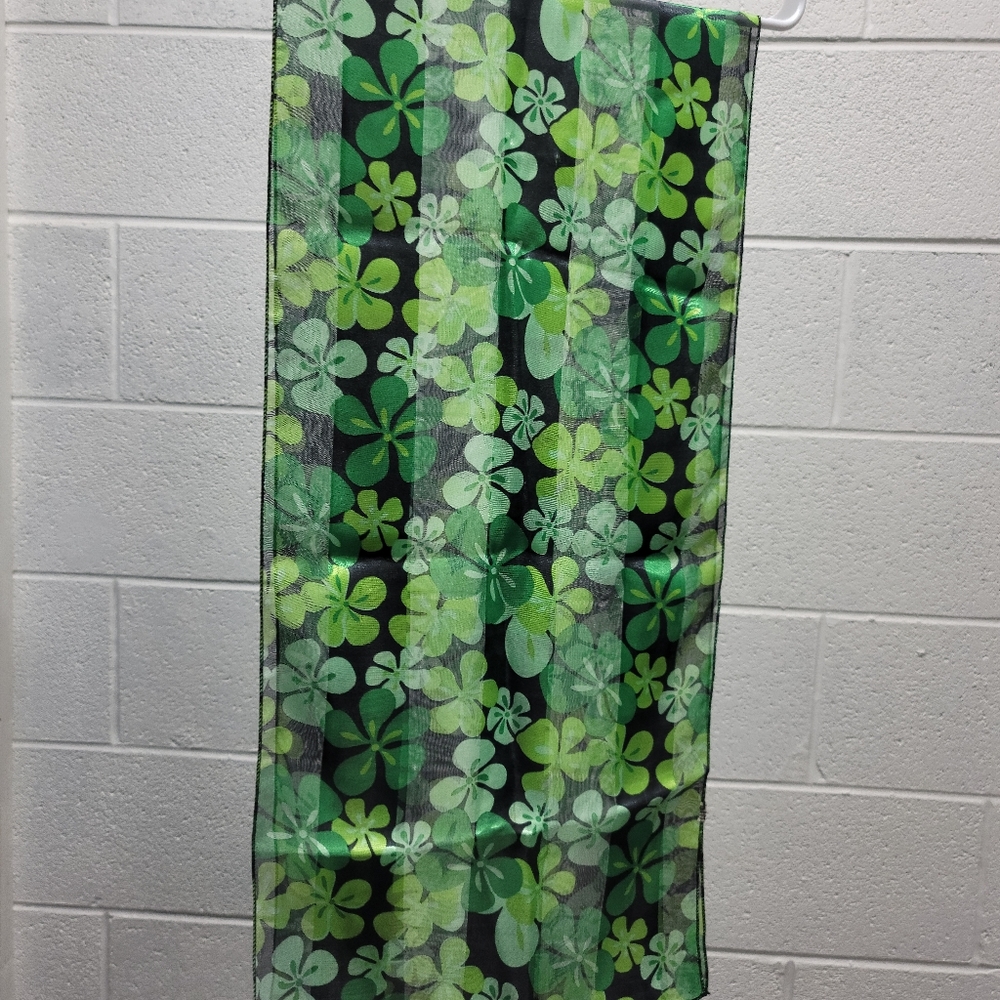 Shamrock scarf